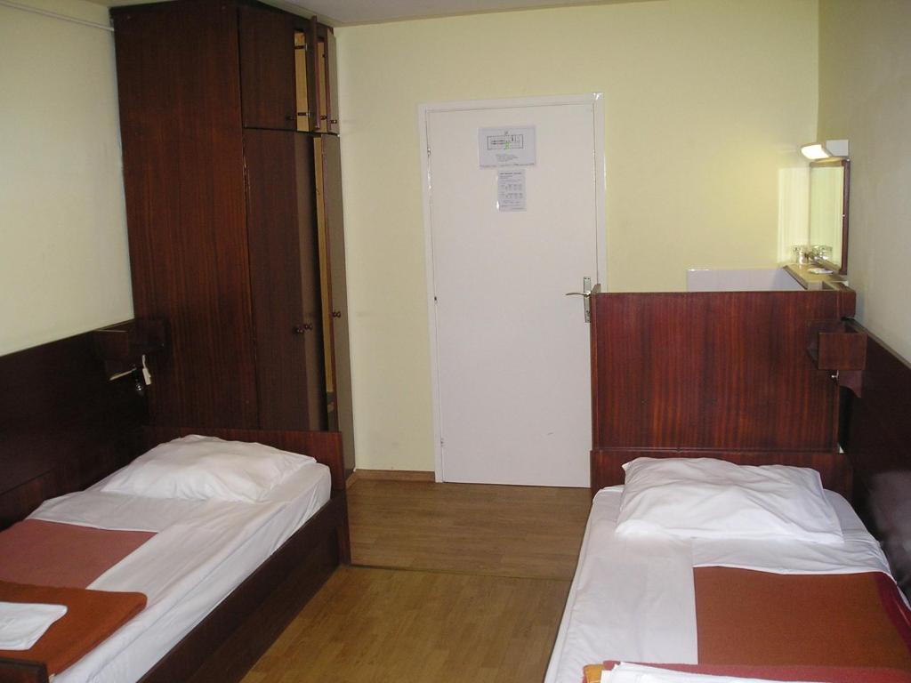 Hotel Kraljevica Habitación foto
